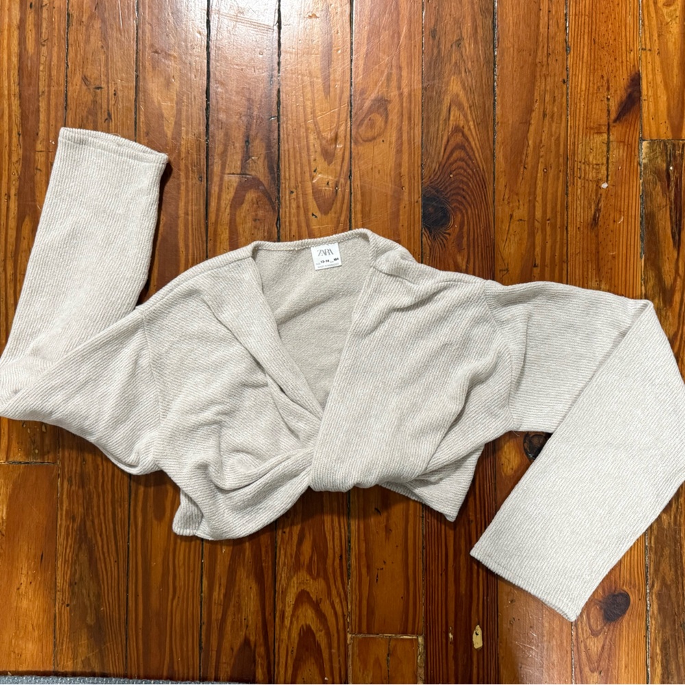 Zara Off-White Knit Sweater